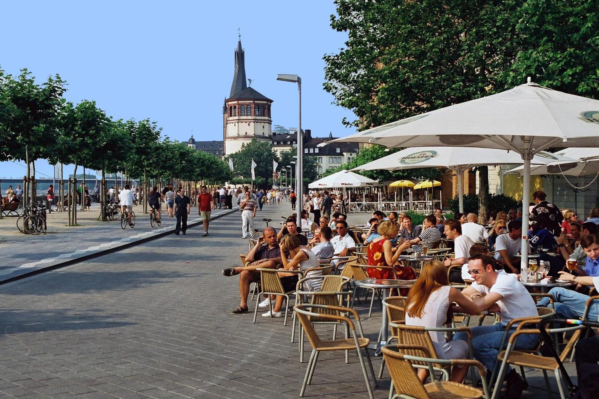 Hotel National Duesseldorf Экстерьер фото
