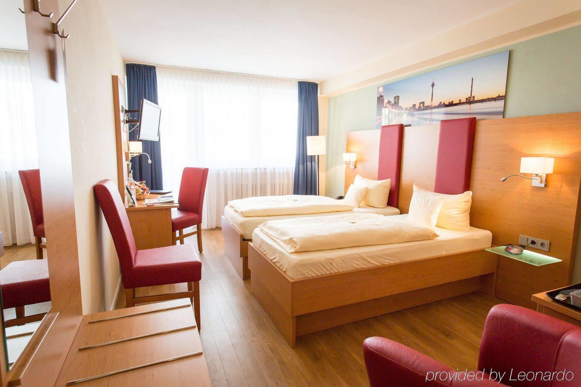 Hotel National Duesseldorf Экстерьер фото