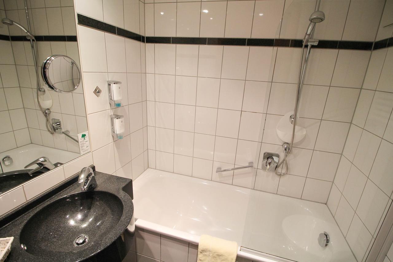 Hotel National Duesseldorf Экстерьер фото