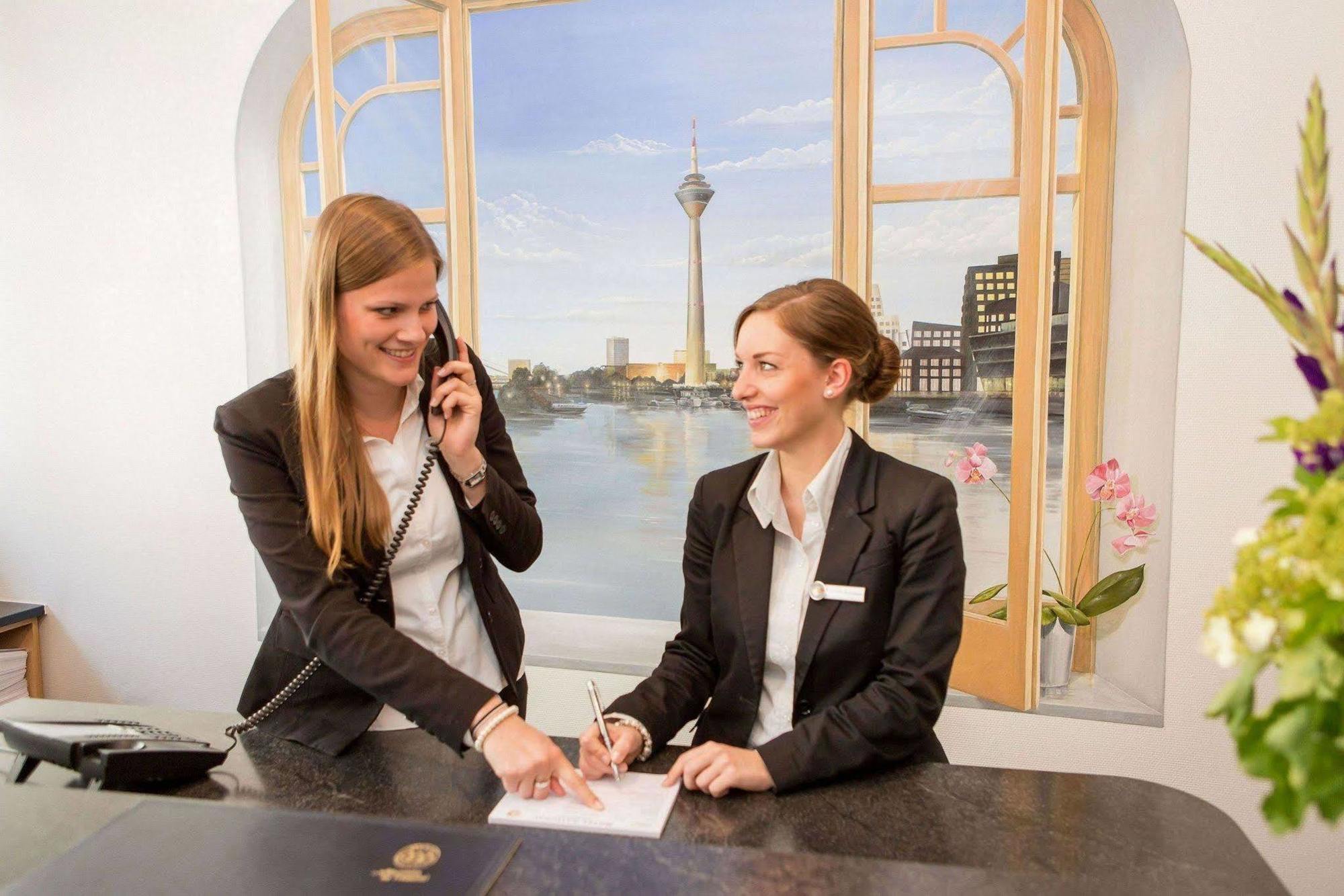 Hotel National Duesseldorf Экстерьер фото